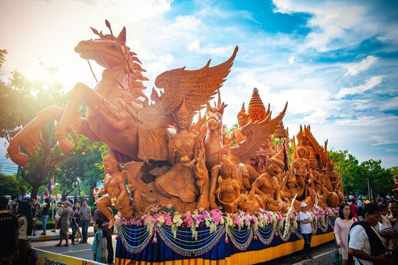 best month to visit thailand